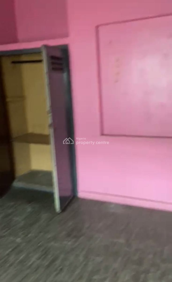 Spacious 3 Bedroom Up Flat., Anthony, Maryland, Lagos, Flat / Apartment for Rent