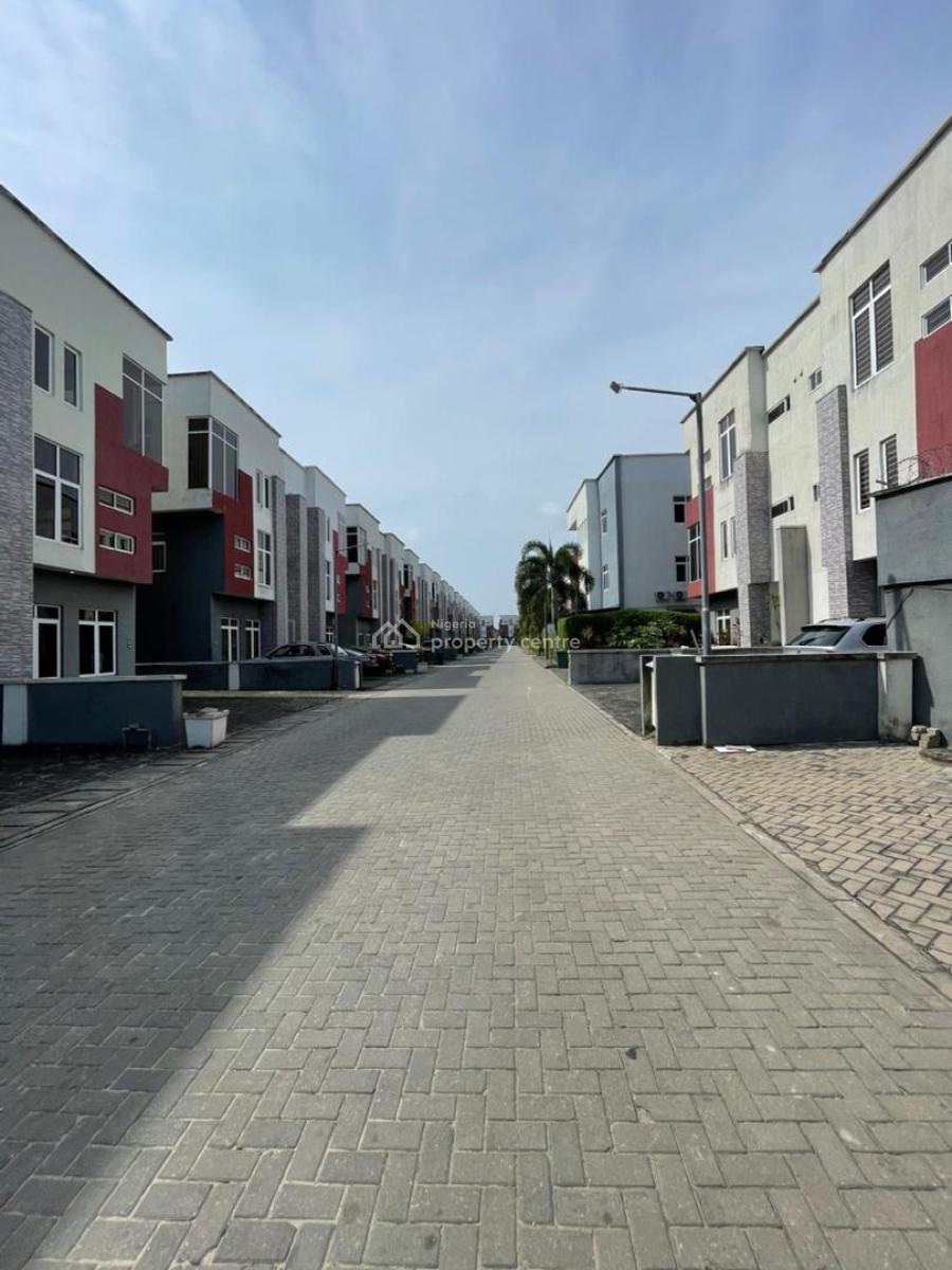 Serviced 4 Bedrooms Semi Detached Duplex with Bq, Osapa London, Osapa, Lekki, Lagos, Semi-detached Duplex for Rent