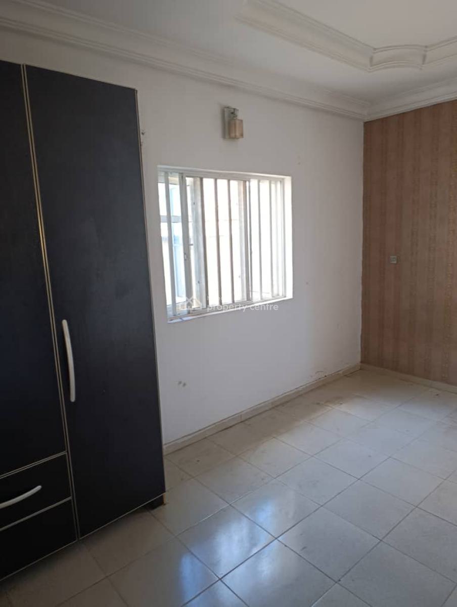 3 Bedroom Flat in a Self Compound in a Estate, Kolapo Ishola, Akobo, Ibadan, Oyo, Detached Bungalow for Rent