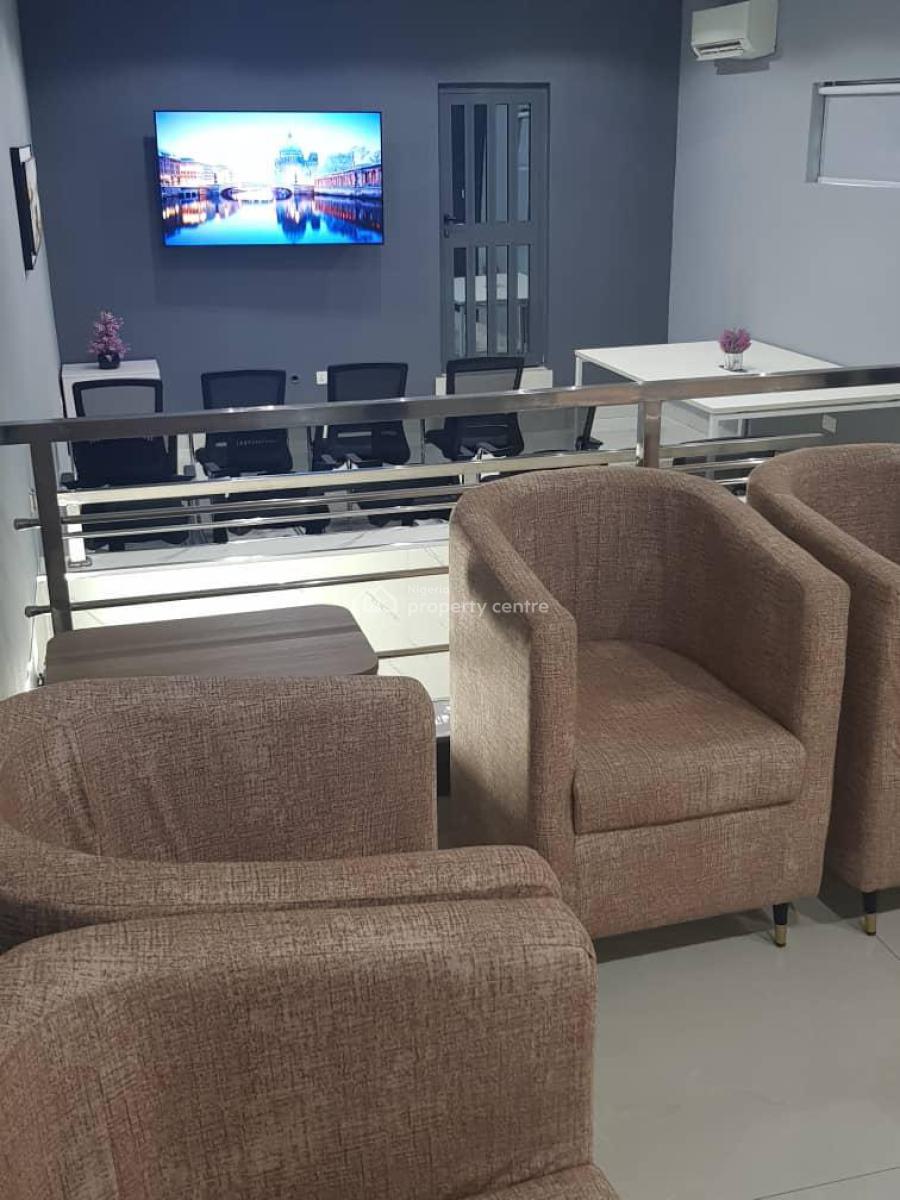 Workspace for Business Meeting, Shortstay Office, Training & Talk Shop, Lekki Phase 1, Lekki, Lagos, Conference / Meeting / Training Room for Rent