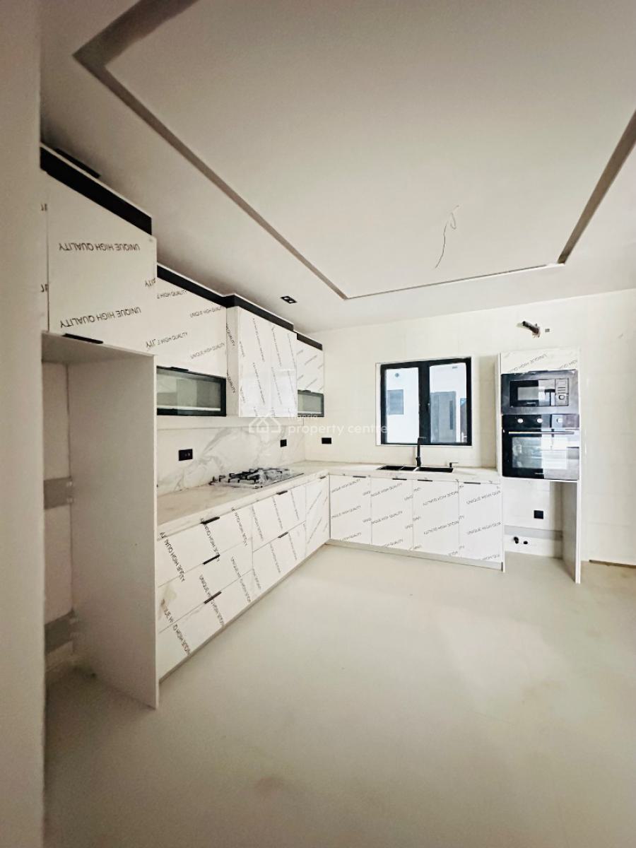 Beautifully Carved 4 Bedroom Terrace Duplex with Bq, Pool & Playground, Lekki Phase 1, Lekki, Lagos, Terraced Duplex for Rent