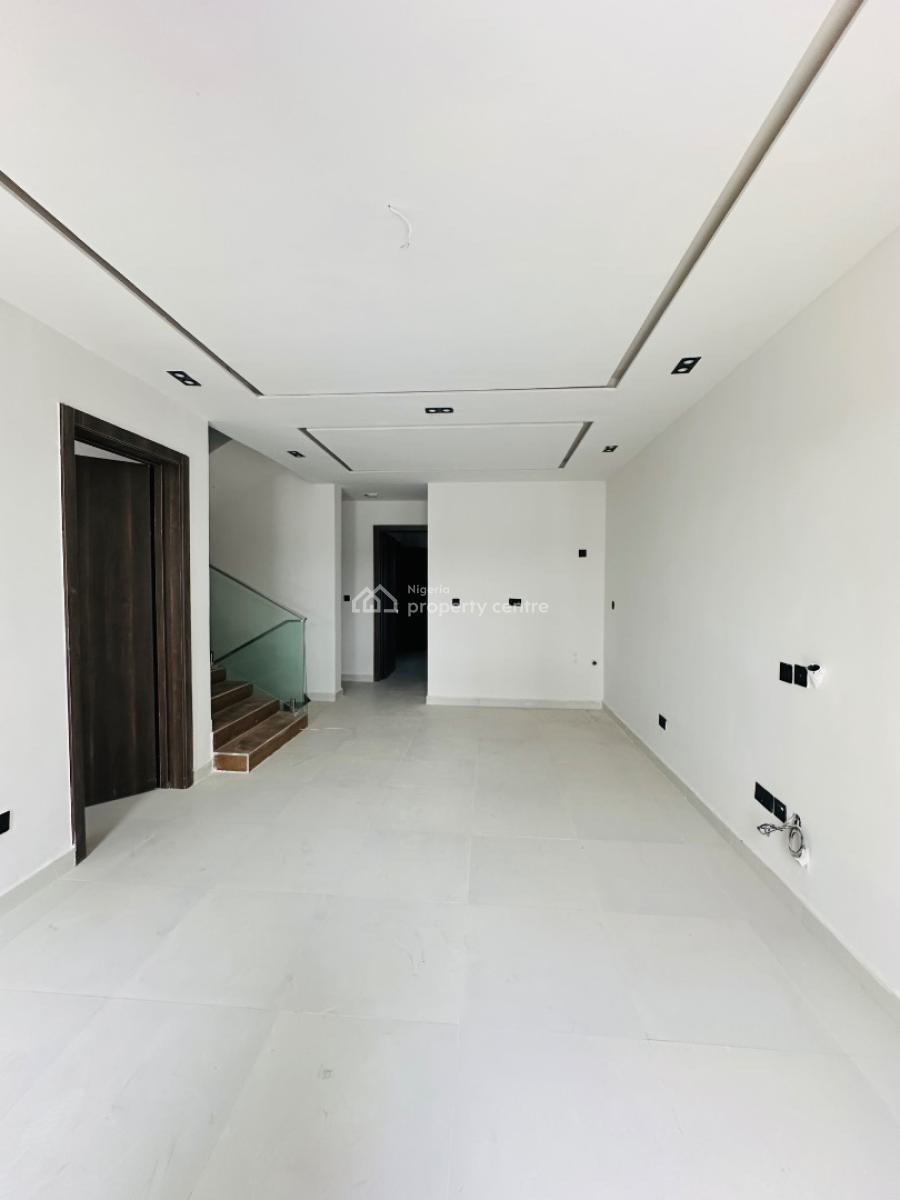 Beautifully Carved 4 Bedroom Terrace Duplex with Bq, Pool & Playground, Lekki Phase 1, Lekki, Lagos, Terraced Duplex for Rent