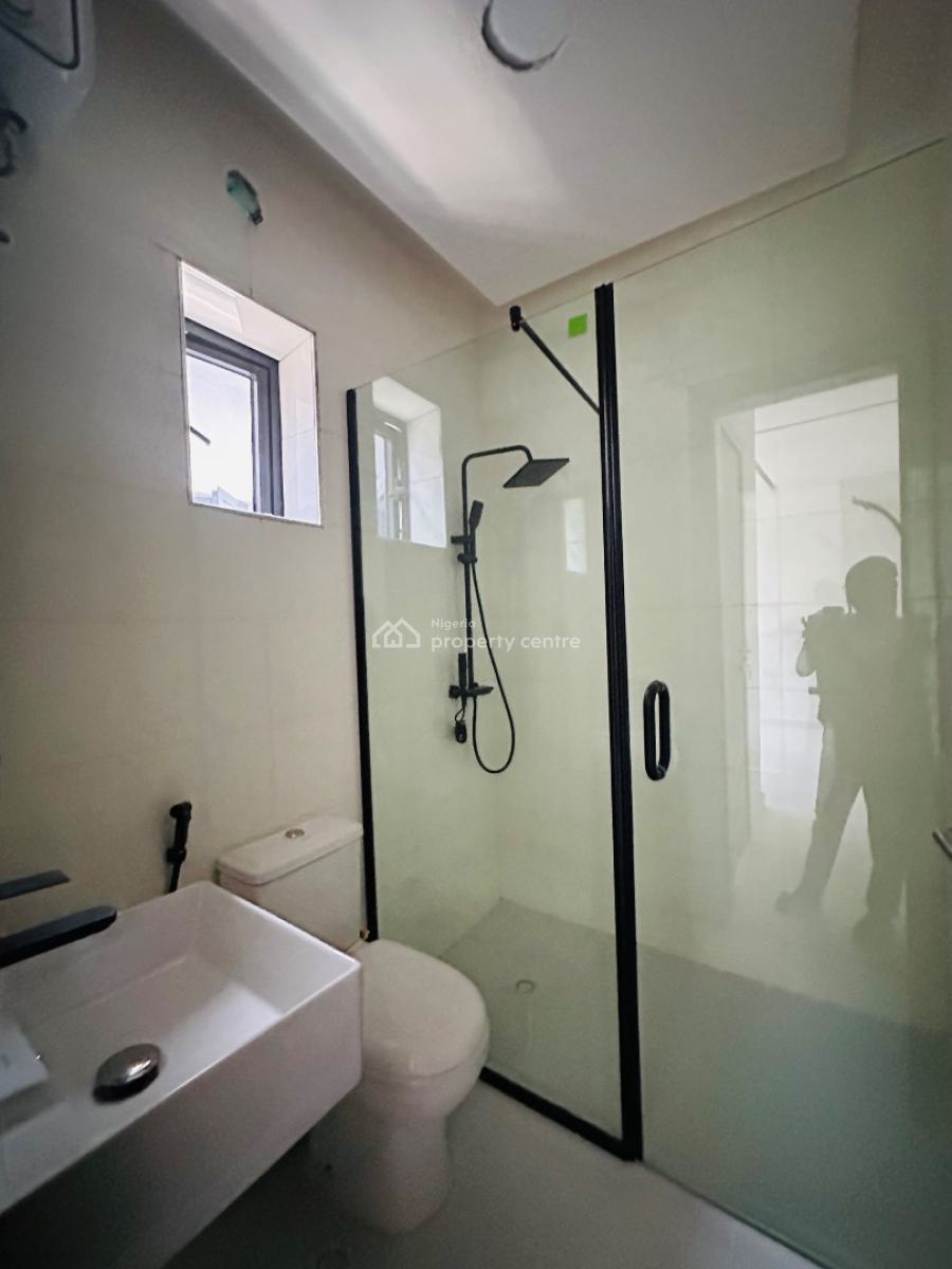 Beautifully Carved 4 Bedroom Terrace Duplex with Bq, Pool & Playground, Lekki Phase 1, Lekki, Lagos, Terraced Duplex for Rent