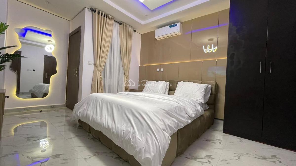 Luxury 2bedroom Apartment, Off Circle Mall Road, Osapa, Lekki, Lagos, Flat / Apartment Short Let