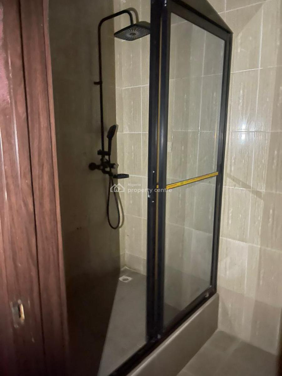 Very Massive Serviced Mini Flat with Spacious Kitchen and Balcony, Admiralty Way, Lekki Phase 1, Lekki, Lagos, Mini Flat (room and Parlour) for Rent