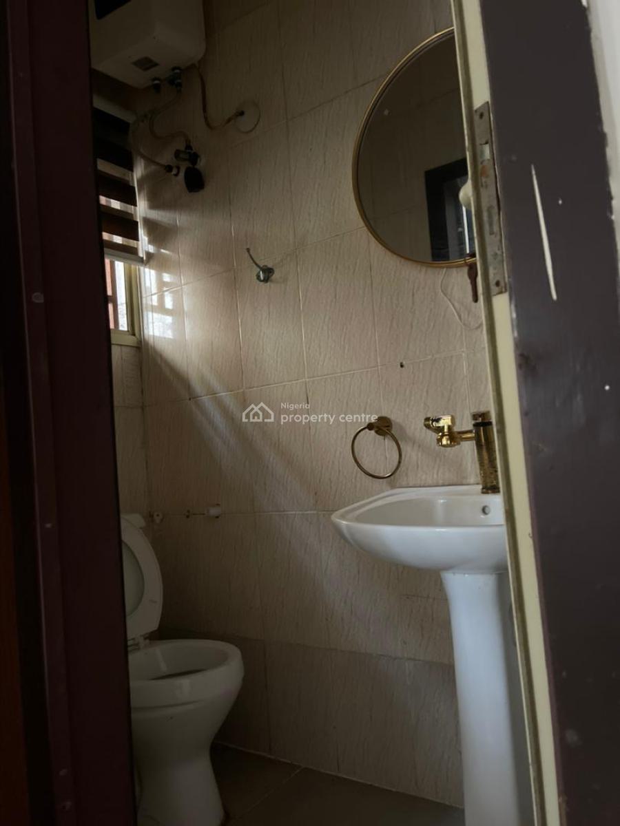 Very Massive Serviced Mini Flat with Spacious Kitchen and Balcony, Admiralty Way, Lekki Phase 1, Lekki, Lagos, Mini Flat (room and Parlour) for Rent