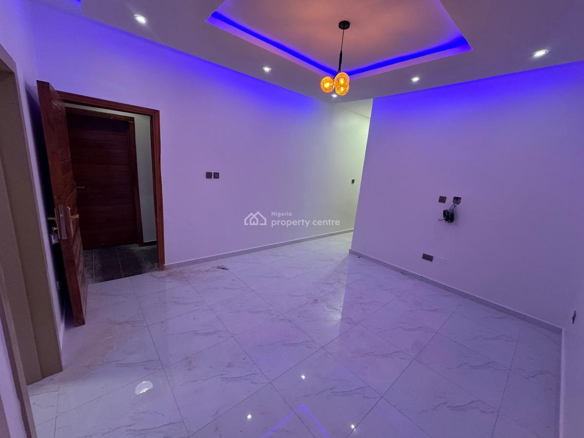 Newly Built 2 Bedroom Serviced Apartment, Pinnock Beach Road, Osapa, Lekki, Lagos, Flat / Apartment for Rent