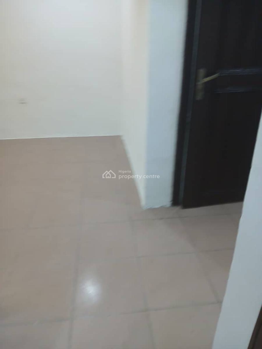 a Well Maintained 4 Bedrooms Semi Detached Duplex with Bq, By Domino Pizza, Agungi, Lekki, Lagos, Semi-detached Duplex for Rent