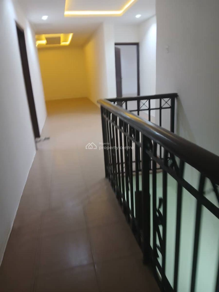 a Well Maintained 4 Bedrooms Semi Detached Duplex with Bq, By Domino Pizza, Agungi, Lekki, Lagos, Semi-detached Duplex for Rent