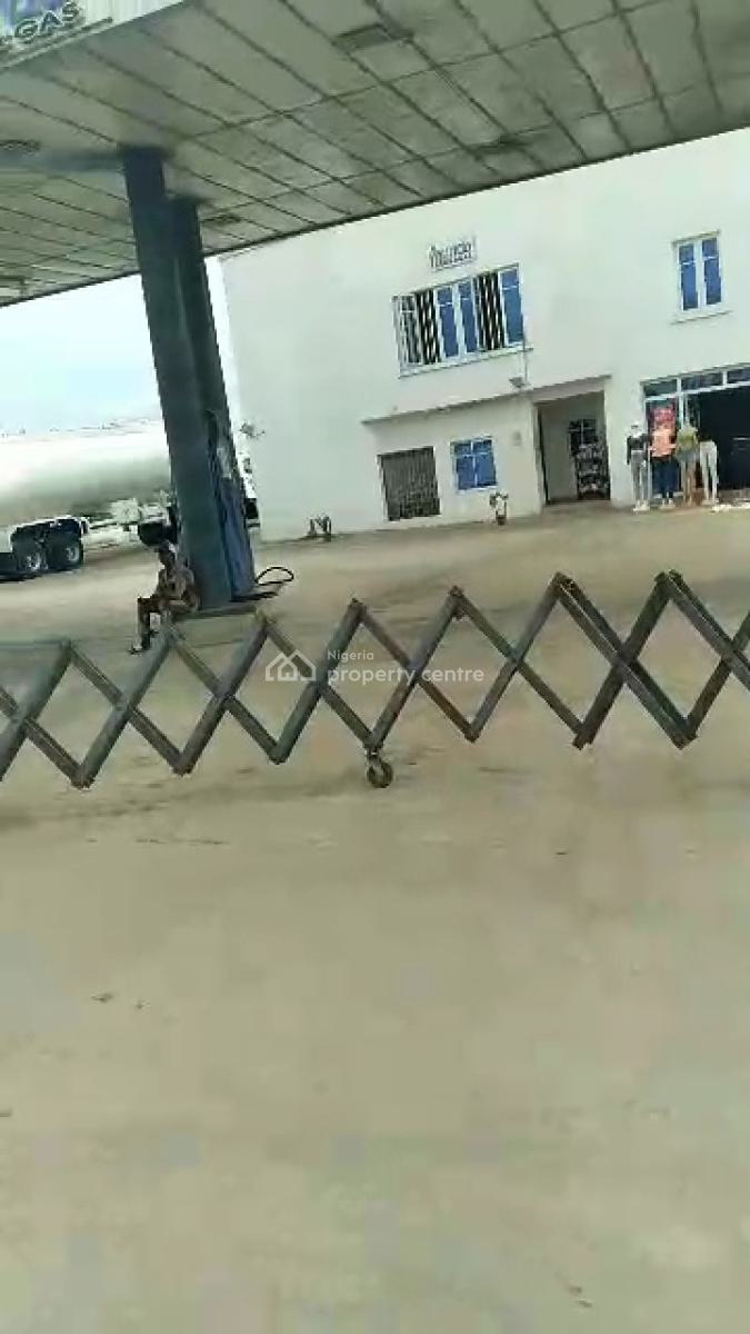 Functional Filling Station Facing Road, Lasu, Igando, Ikotun, Lagos, Filling Station for Sale