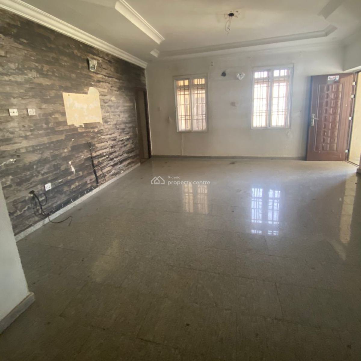 Sharp 3 Bedroom Flat, Second Floor, 1st Avenue, Gwarinpa, Abuja, Flat / Apartment for Rent