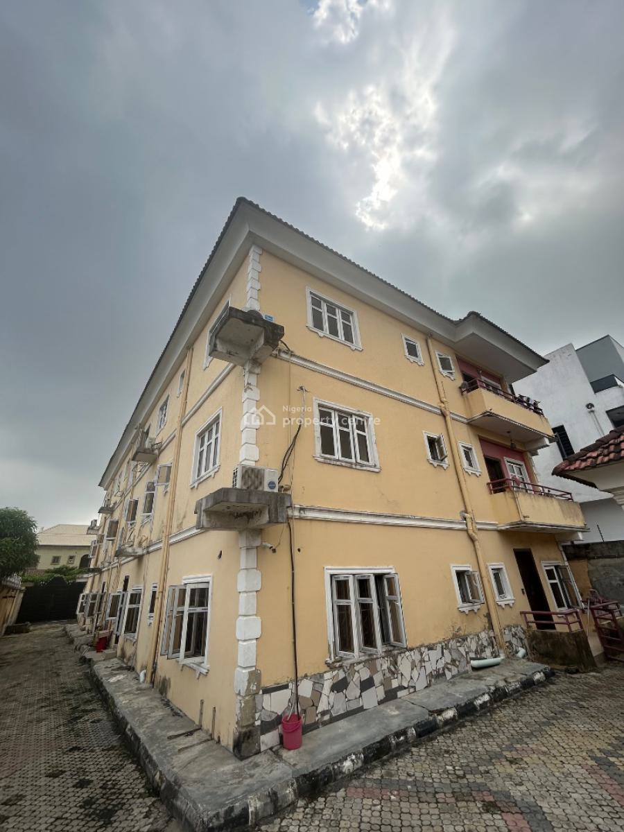 Three  Bedroom Apartment, Osapa, Lekki, Lagos, Flat / Apartment for Rent