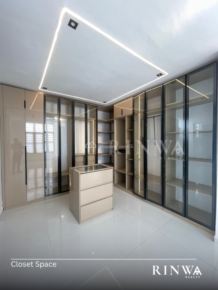 6 Bedroom Fully Detached with Bq, Lekki, Lagos, Detached Duplex for Sale