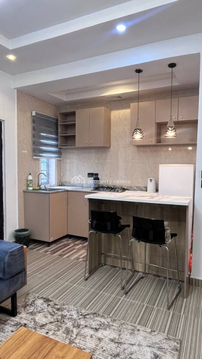 Nest24 Apartment, 8 Petit Daho Street, Morocco Yaba, Shomolu, Lagos, Mini Flat (room and Parlour) Short Let