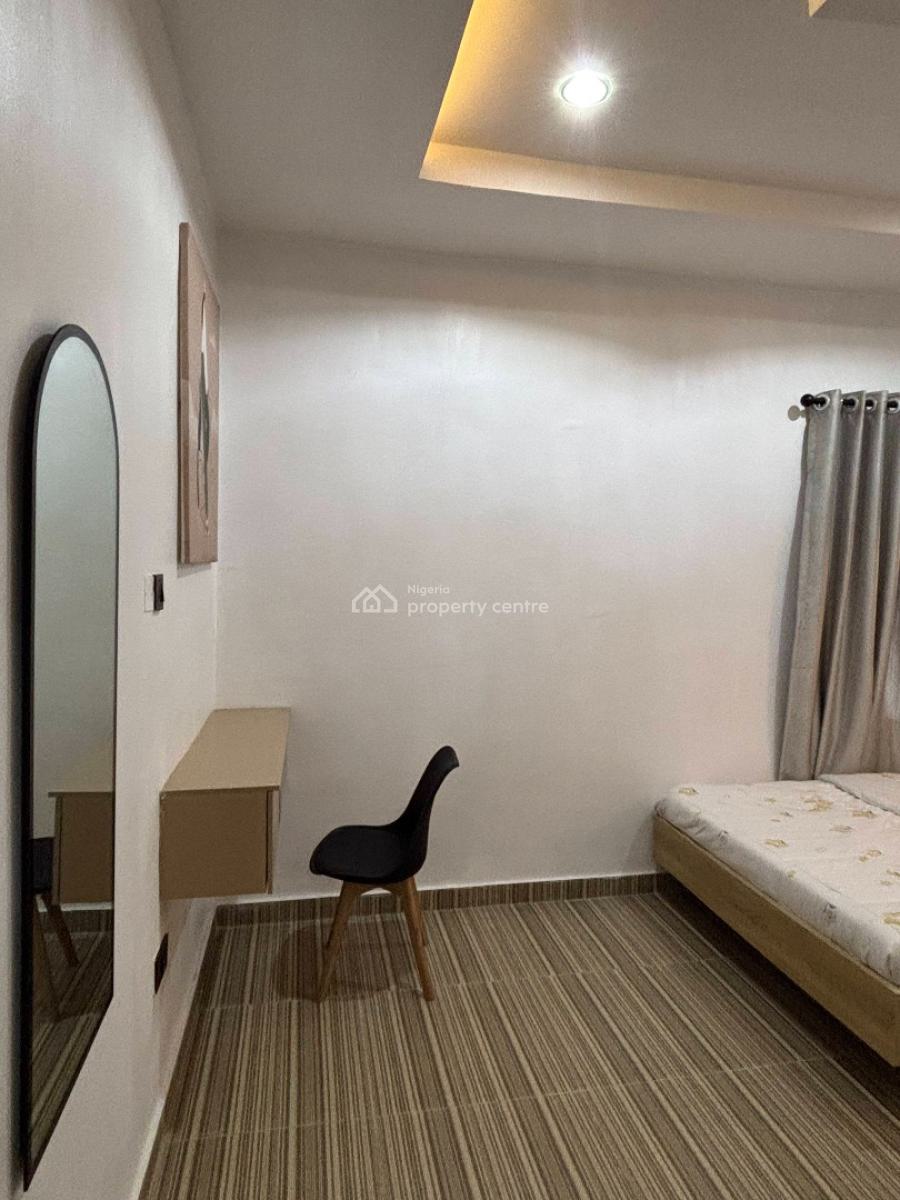 Nest24 Apartment, 8 Petit Daho Street, Morocco Yaba, Shomolu, Lagos, Mini Flat (room and Parlour) Short Let