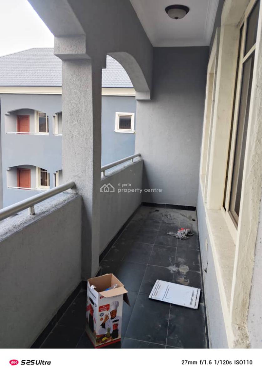 2 Bedroom Flat Upstairs, Ikate, Lekki, Lagos, Flat / Apartment for Rent