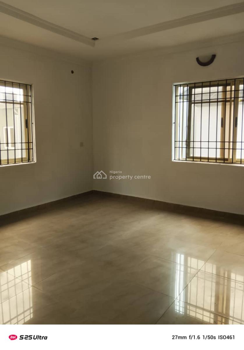 2 Bedroom Flat Upstairs, Ikate, Lekki, Lagos, Flat / Apartment for Rent