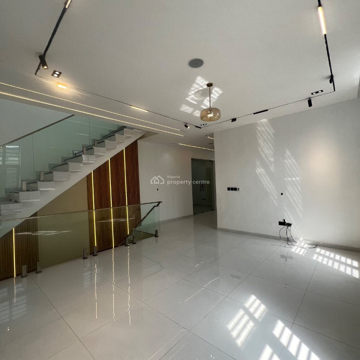 6 Bed&bq  750 Million, Ikota, Lekki, Lagos, Detached Duplex for Sale