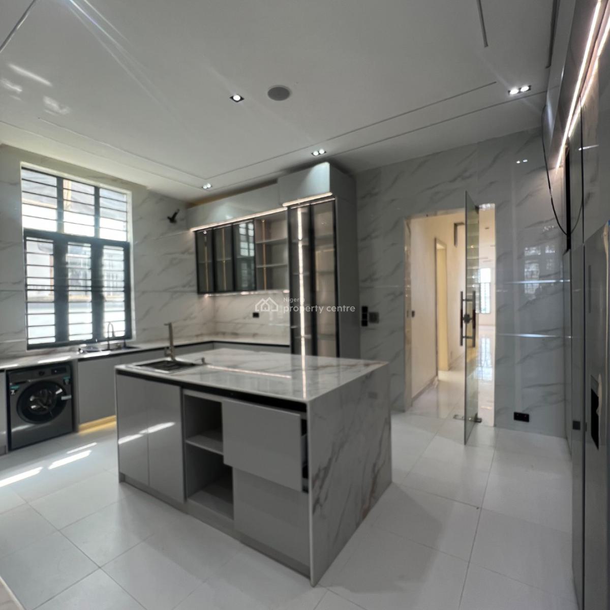 6 Bed&bq  750 Million, Ikota, Lekki, Lagos, Detached Duplex for Sale