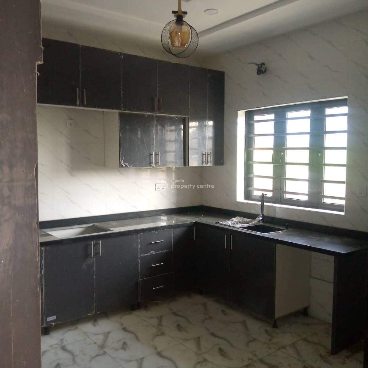 3bedrooms Semi Detached Duplex with Bq Available, Beachwood Estate, Imalete Alafia, Ibeju Lekki, Lagos, Semi-detached Duplex for Sale