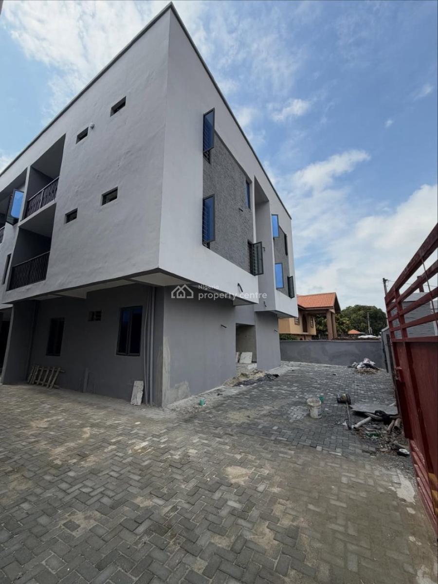Brand New 2 Bed Apartment in a Gated Area, Off Spg Road, Ologolo, Lekki, Lagos, Flat / Apartment for Sale