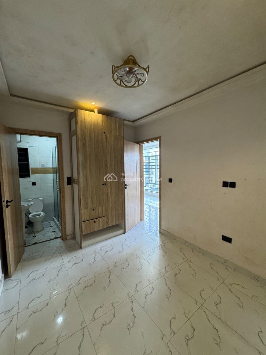 1 Bedroom Apartment, Ologolo, Lekki, Lagos, Mini Flat (room and Parlour) for Rent