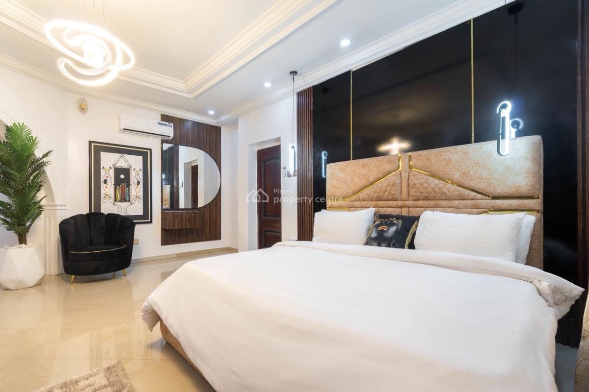 Luxury and Spacious 1 Bedroom Apartment with Ps5, Lekki Phase 1, Lekki, Lagos, Flat / Apartment Short Let