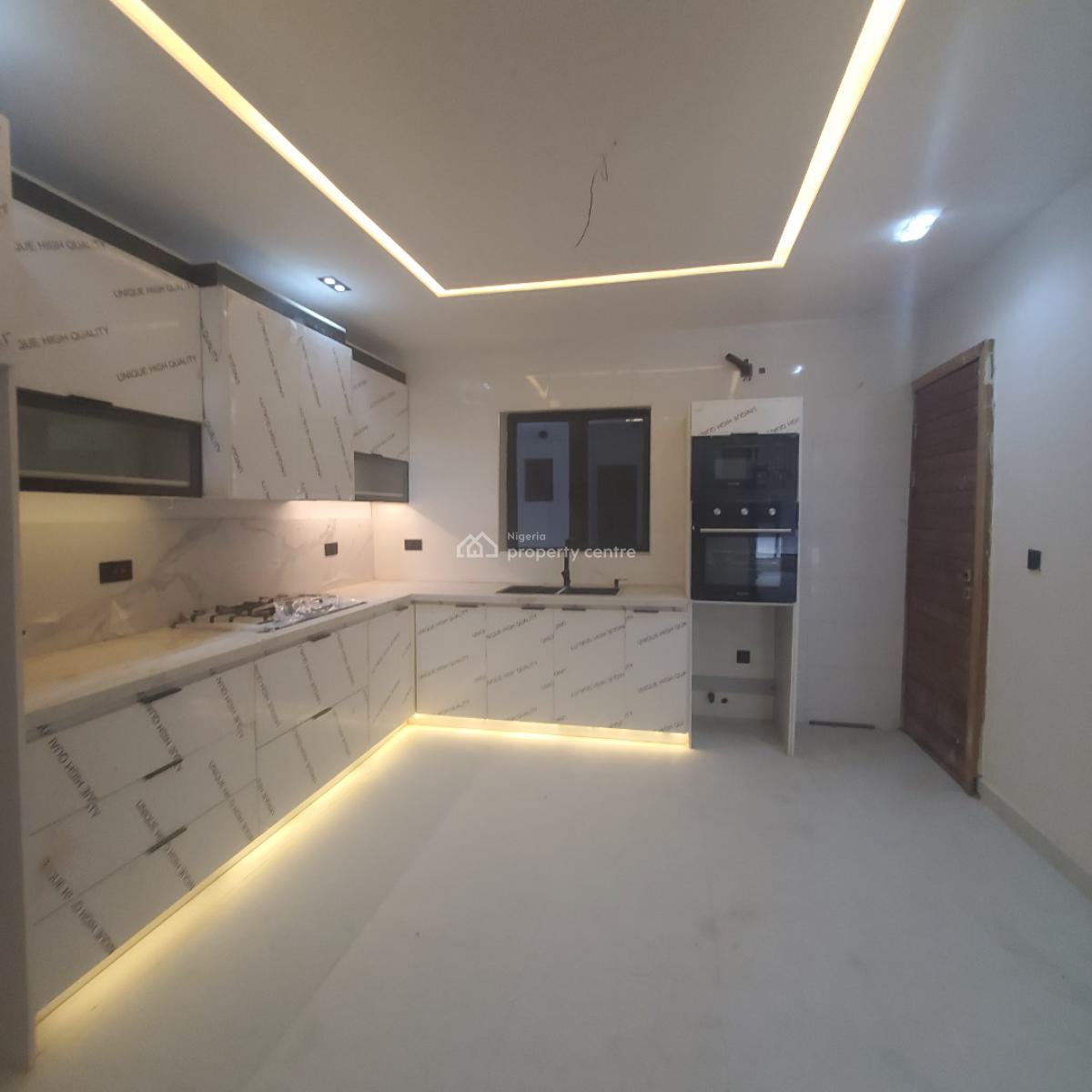 Aesthethically Pleasing 4 Bedroom Terrace Duplex, Lekki Phase 1, Lekki, Lagos, House for Sale