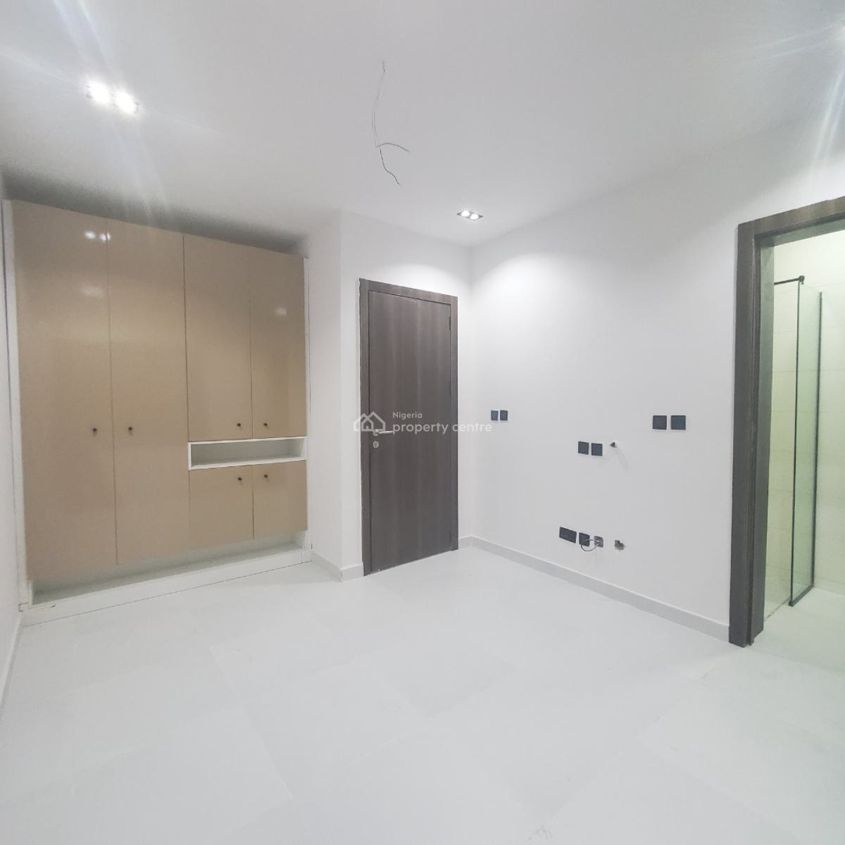 Aesthethically Pleasing 4 Bedroom Terrace Duplex, Lekki Phase 1, Lekki, Lagos, House for Sale