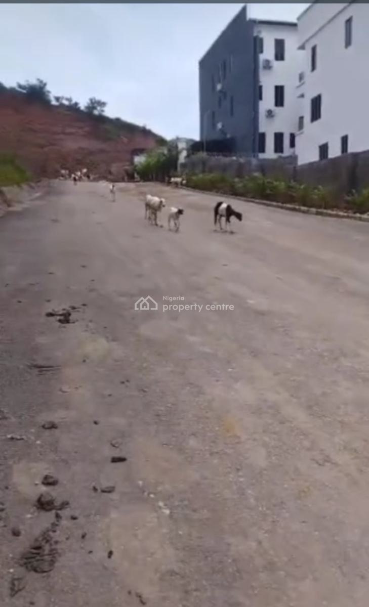 3.3 Hectares of Flat Prime Land., Guzape Main, Guzape District, Abuja, Mixed-use Land for Sale