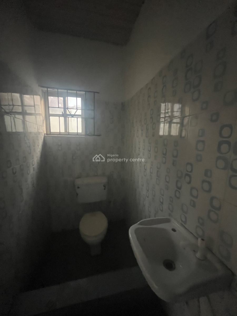 2 Bedroom Flat, Peace Land Estate, Ogombo, Ajah, Lagos, Flat / Apartment for Rent