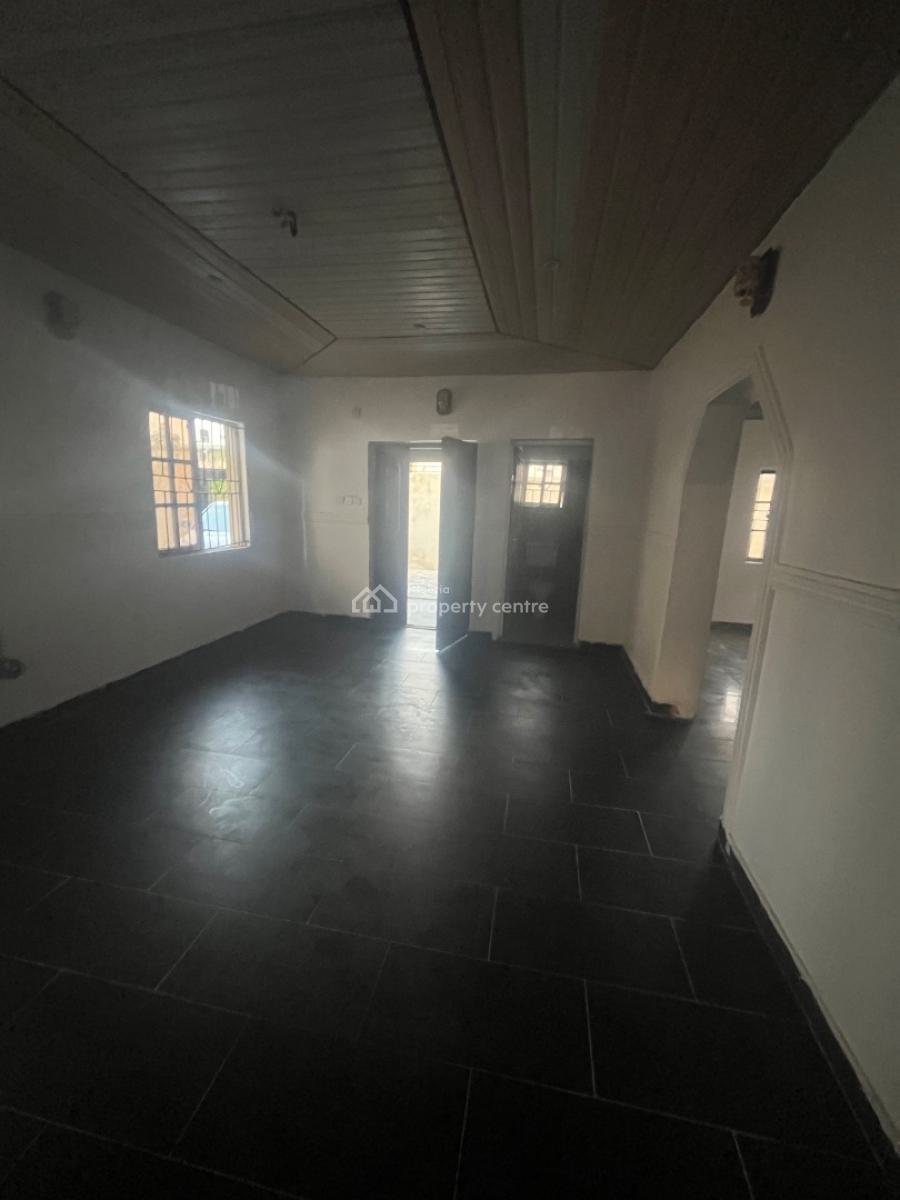 2 Bedroom Flat, Peace Land Estate, Ogombo, Ajah, Lagos, Flat / Apartment for Rent