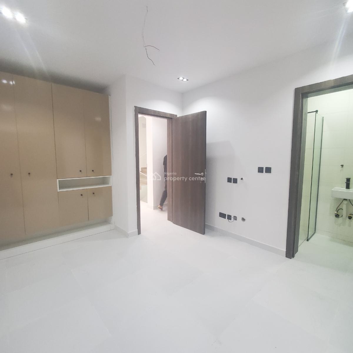 Stunning 4 Bedroom Duplex with a Bq Pool and Playground, Lekki Phase 1, Lekki, Lagos, House for Rent