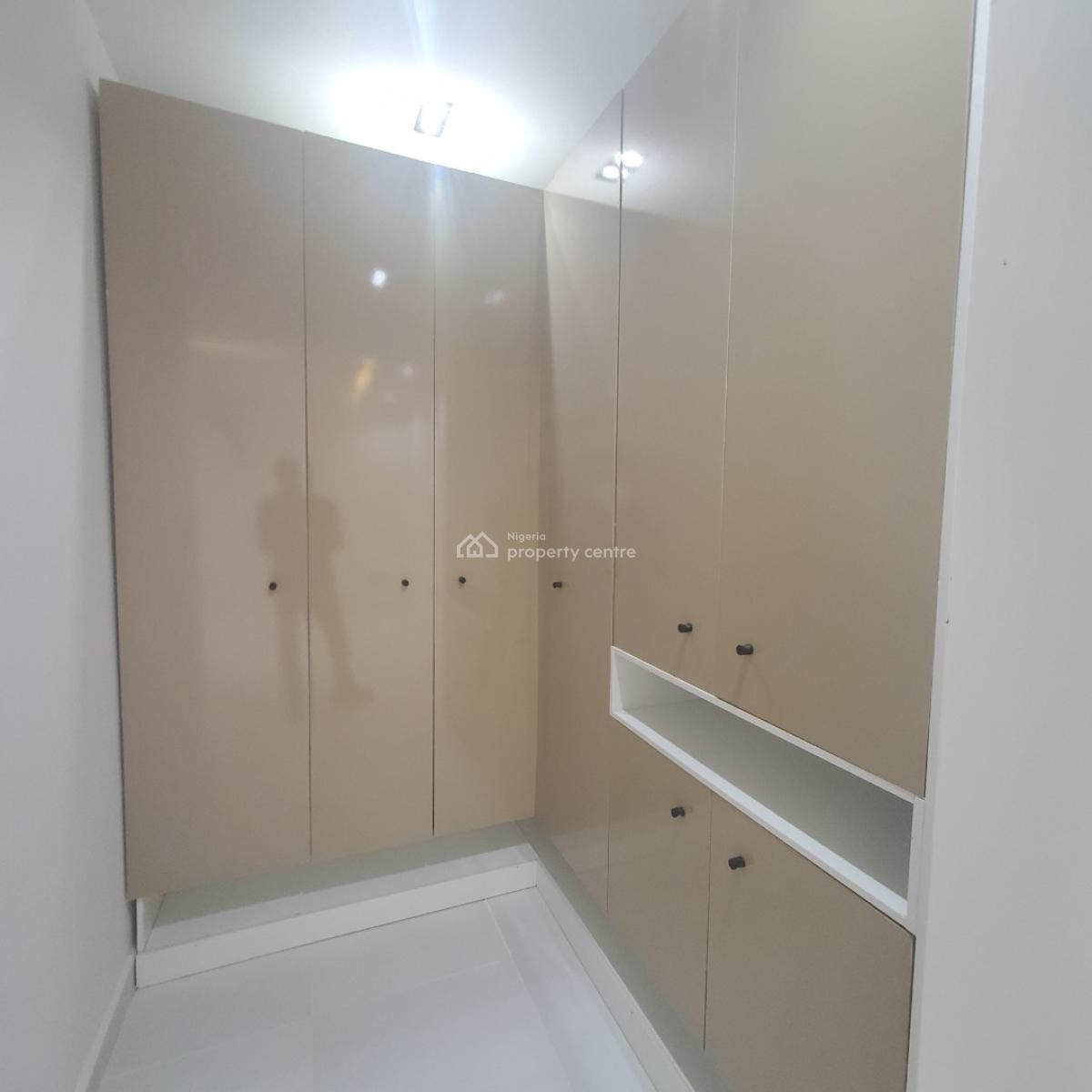 Stunning 4 Bedroom Duplex with a Bq Pool and Playground, Lekki Phase 1, Lekki, Lagos, House for Rent