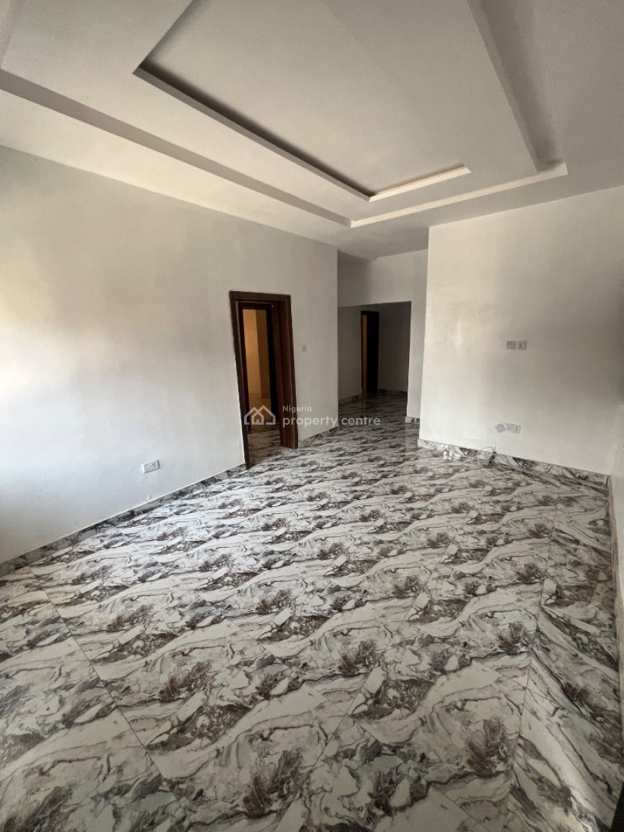 Super-clean 3-bedroom Flat (all Rooms En-suit) in a Secure Estate, Lekki Phase 1, Lekki, Lagos, Flat / Apartment for Rent