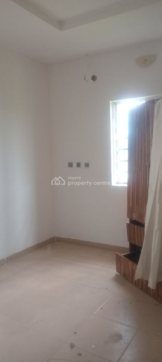 2 Bedroom Flat, Off Mobil Road, Ilaje, Ajah, Lagos, Flat / Apartment for Rent
