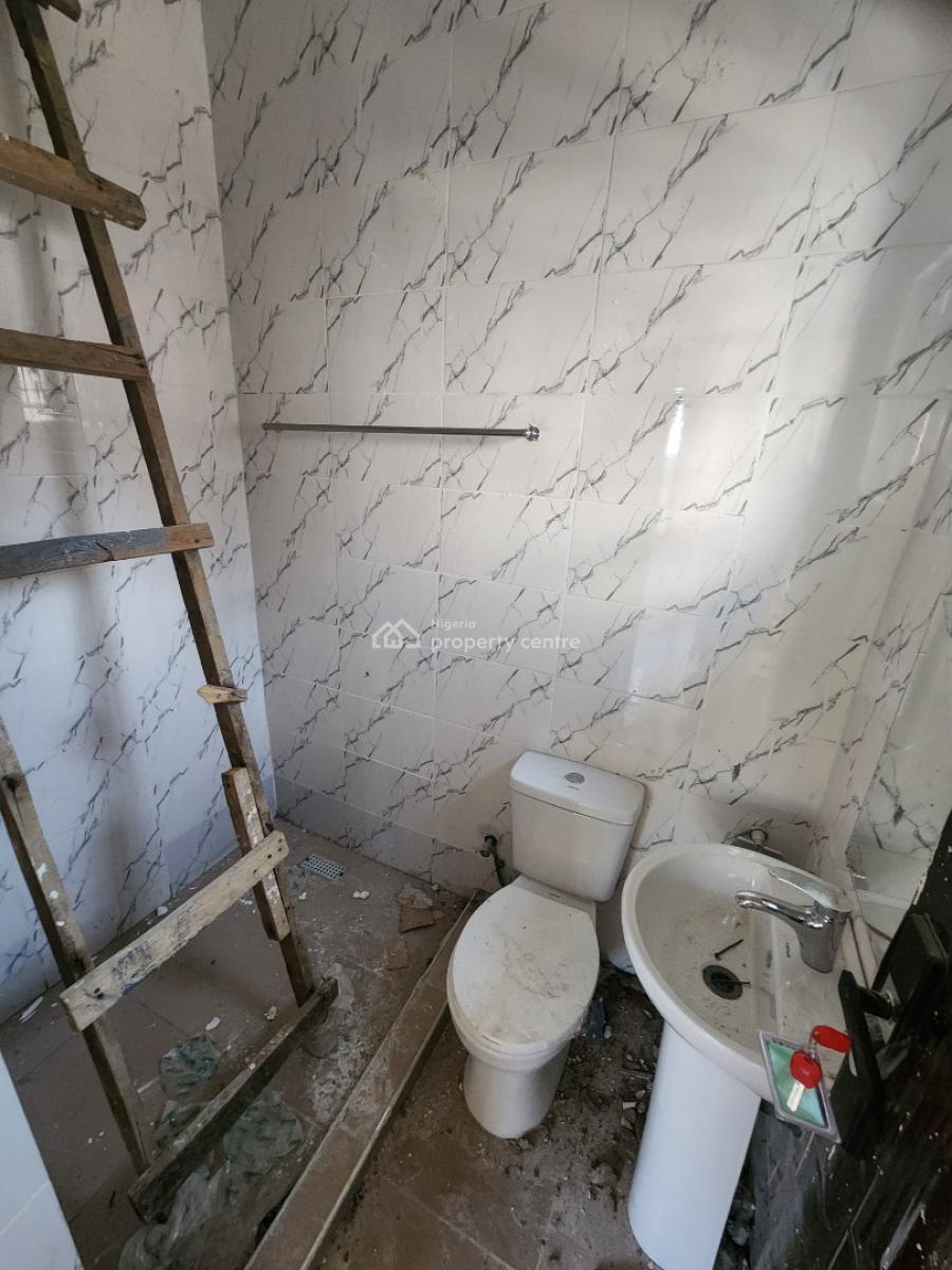 Tastefully Built Two Bedroom Block of Flat, News Engineering Dawaki., Dawaki, Gwarinpa, Abuja, Flat / Apartment for Rent