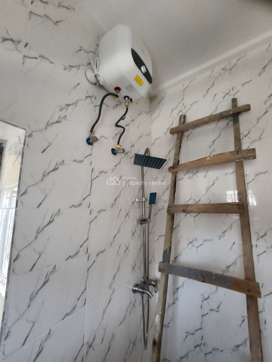 Tastefully Built Two Bedroom Block of Flat, News Engineering Dawaki., Dawaki, Gwarinpa, Abuja, Flat / Apartment for Rent