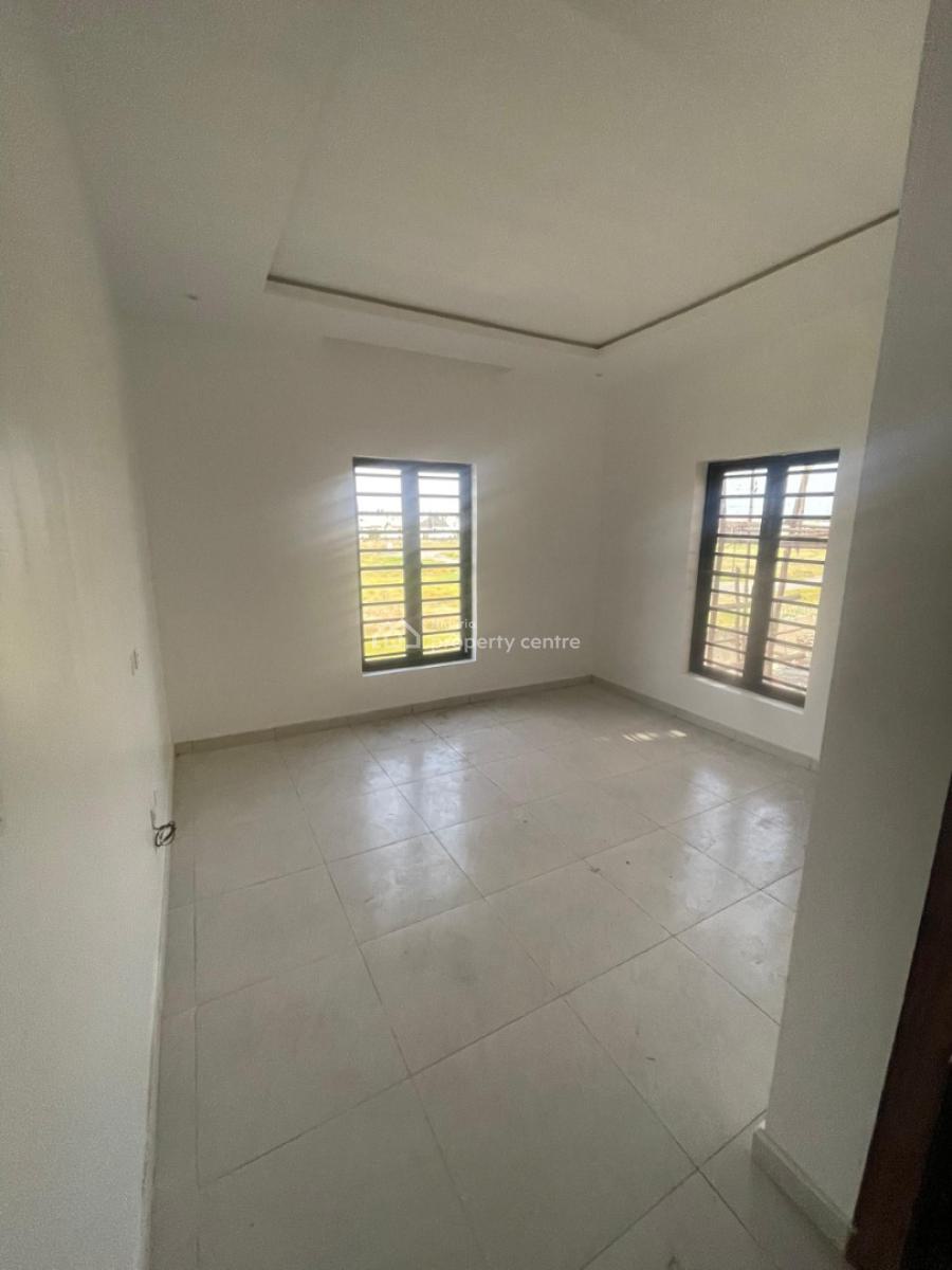 Spacious 3 Bedroom Flats, Orchid Road, Lekki, Lagos, Flat / Apartment for Sale