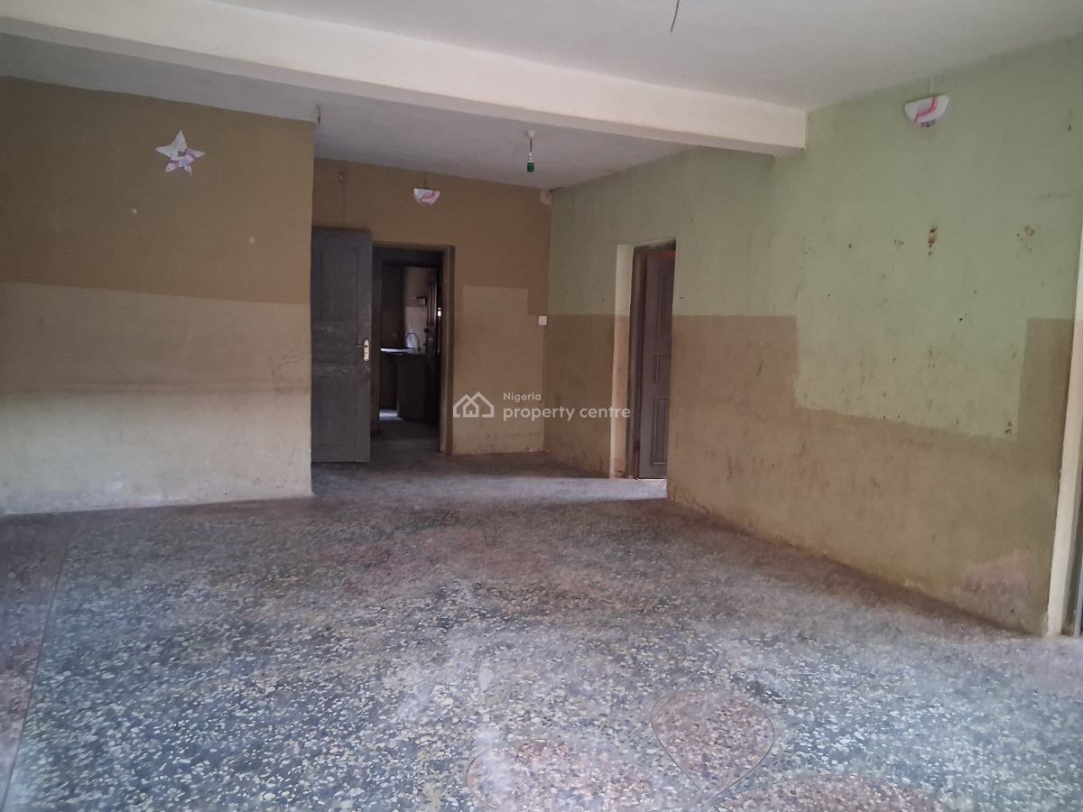 Spacious 3 Bedroom Flat, Orelope Area, Egbeda, Alimosho, Lagos, Flat / Apartment for Rent