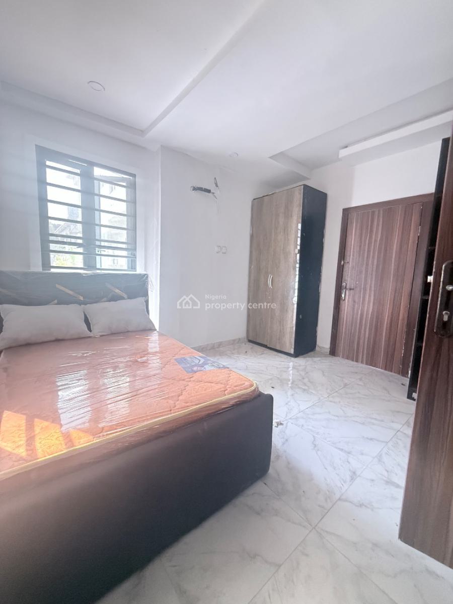 Self-serviced 2-bedroom Apartment, Ologolo, Lekki, Lagos, Flat / Apartment for Rent