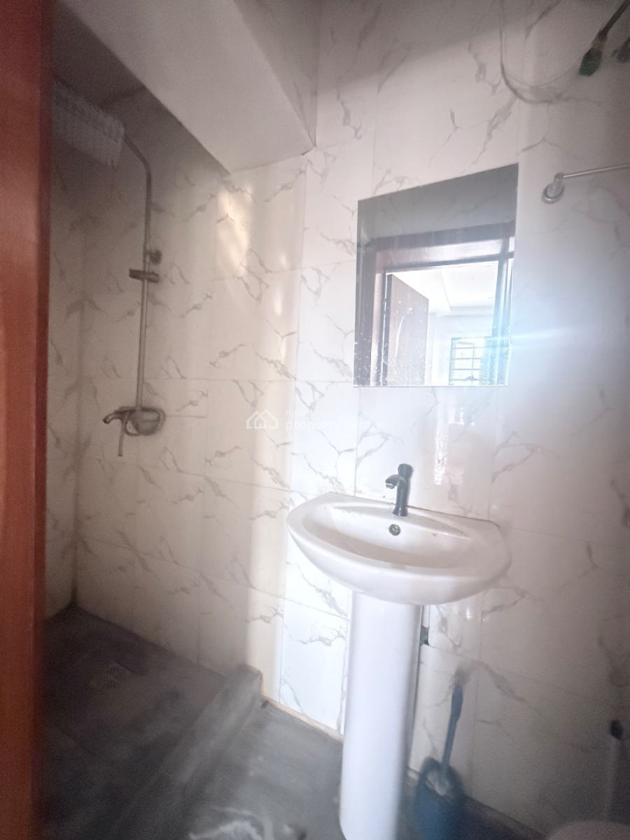 Self-serviced 2-bedroom Apartment, Ologolo, Lekki, Lagos, Flat / Apartment for Rent