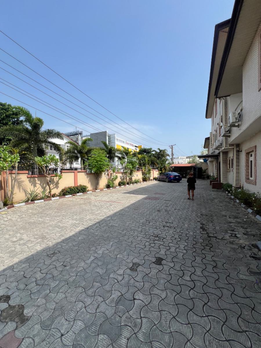 Standard Miniflat with The Biggest Parlor, Massive Kitchen and Balcony, Lekki Phase 1, Lekki, Lagos, Mini Flat (room and Parlour) for Rent