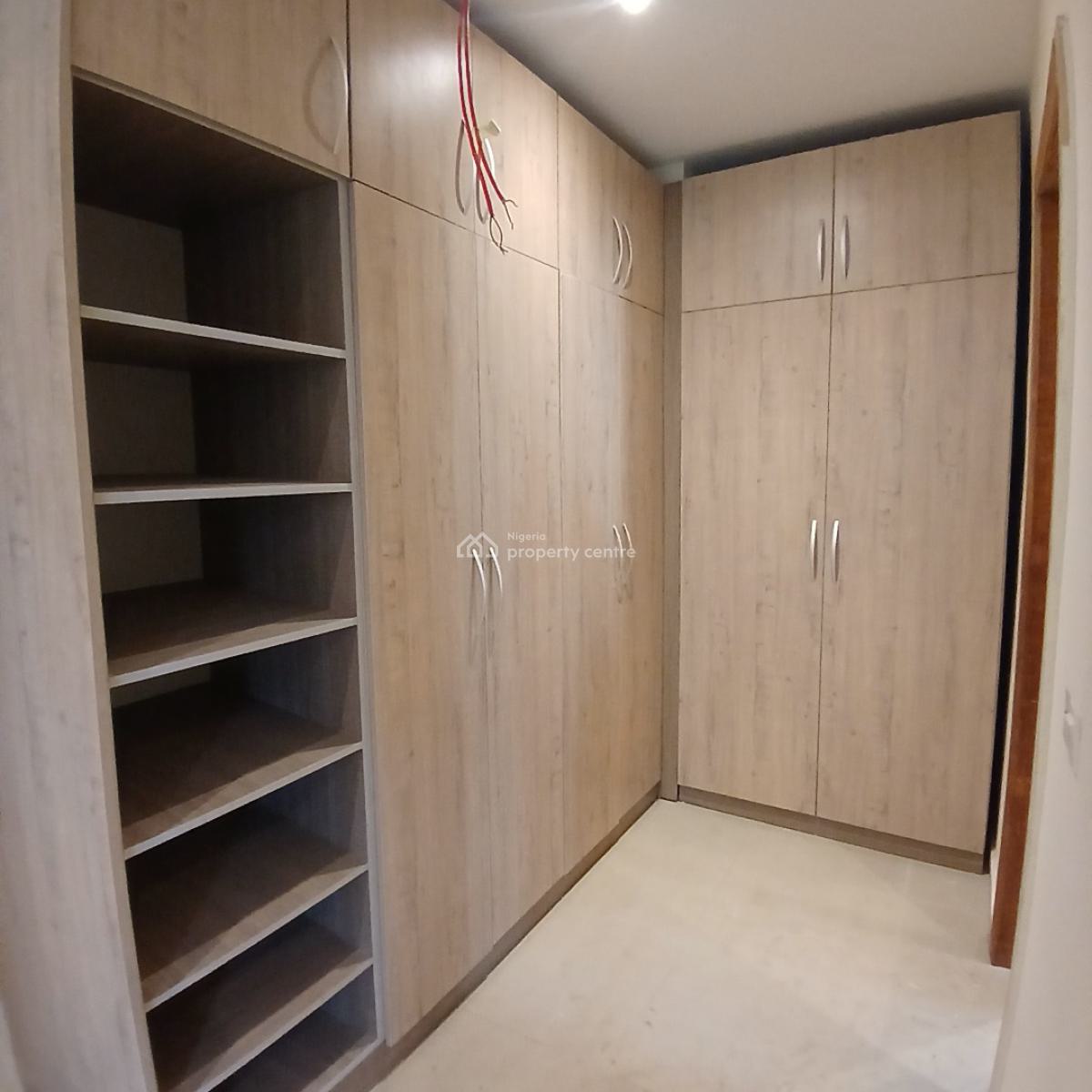 3 Bedroom Apartment with Swimming Pool, Bq, Lekki Phase 1, Lekki, Lagos, Flat / Apartment for Sale