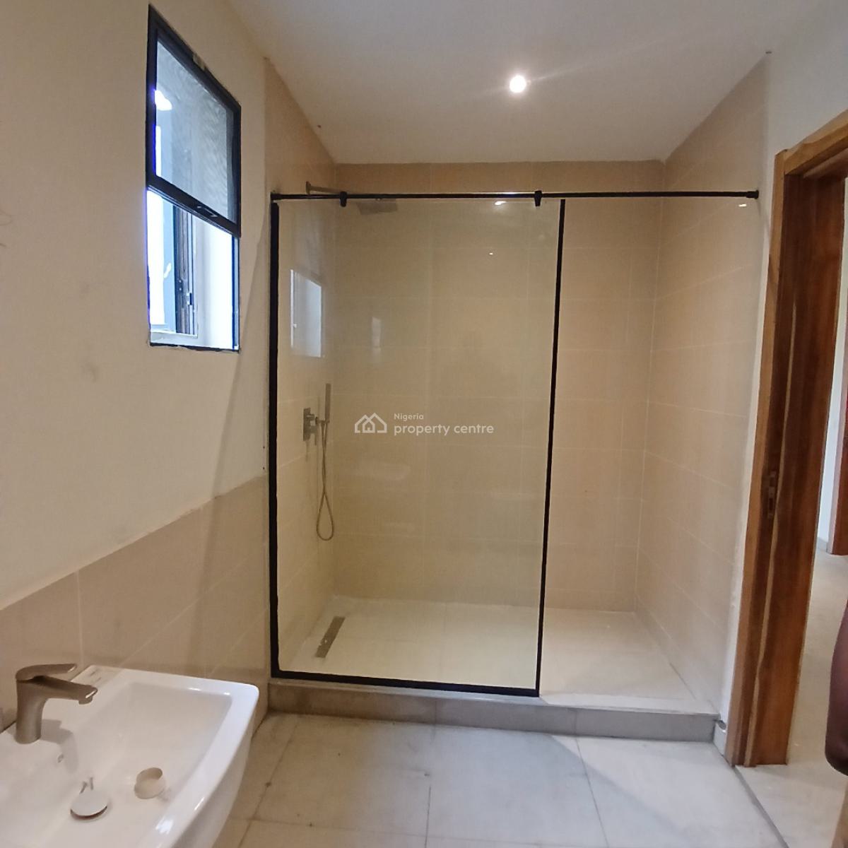 3 Bedroom Apartment with Swimming Pool, Bq, Lekki Phase 1, Lekki, Lagos, Flat / Apartment for Sale