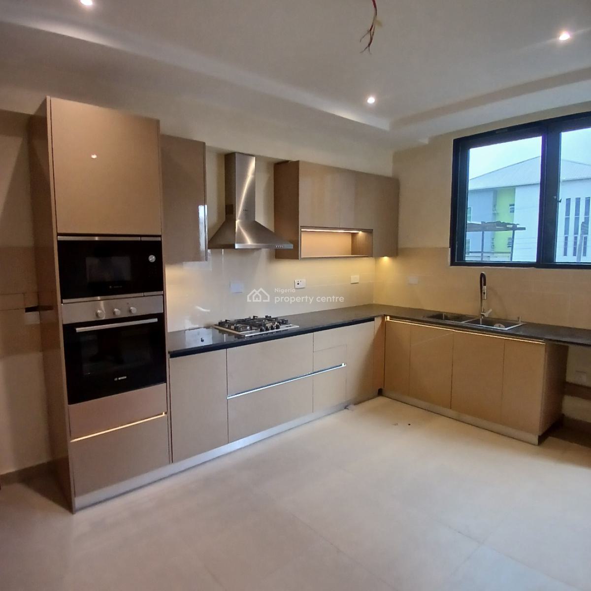 3 Bedroom Apartment with Swimming Pool, Bq, Lekki Phase 1, Lekki, Lagos, Flat / Apartment for Sale