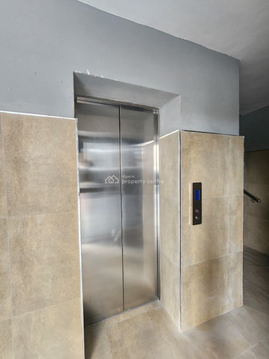 Beautiful 3 Bedroom Apartment with Bq, Elevator, Gym, Pool, Lekki Phase 1, Lekki, Lagos, Flat / Apartment for Sale