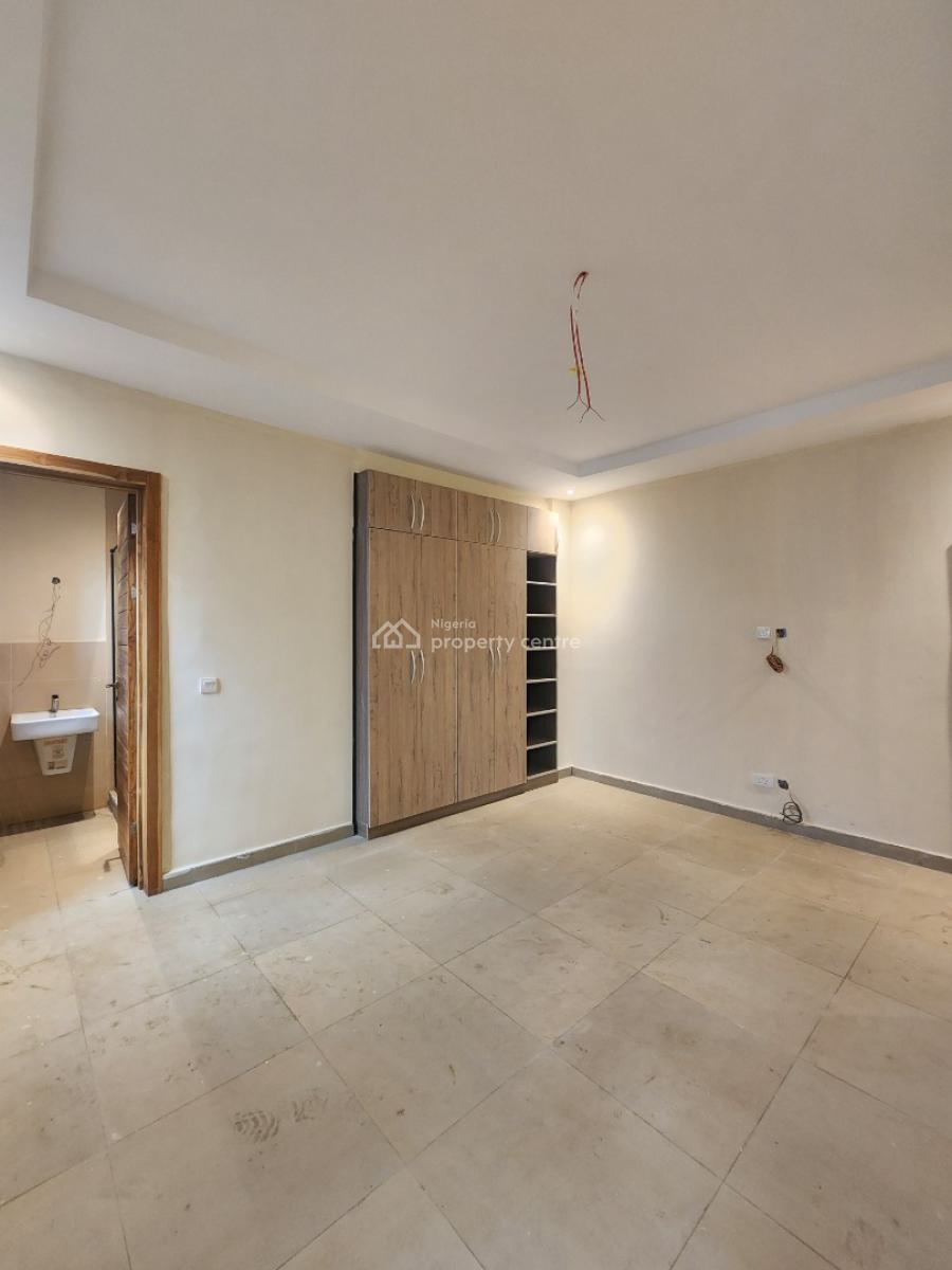 Beautiful 3 Bedroom Apartment with Bq, Elevator, Gym, Pool, Lekki Phase 1, Lekki, Lagos, Flat / Apartment for Sale