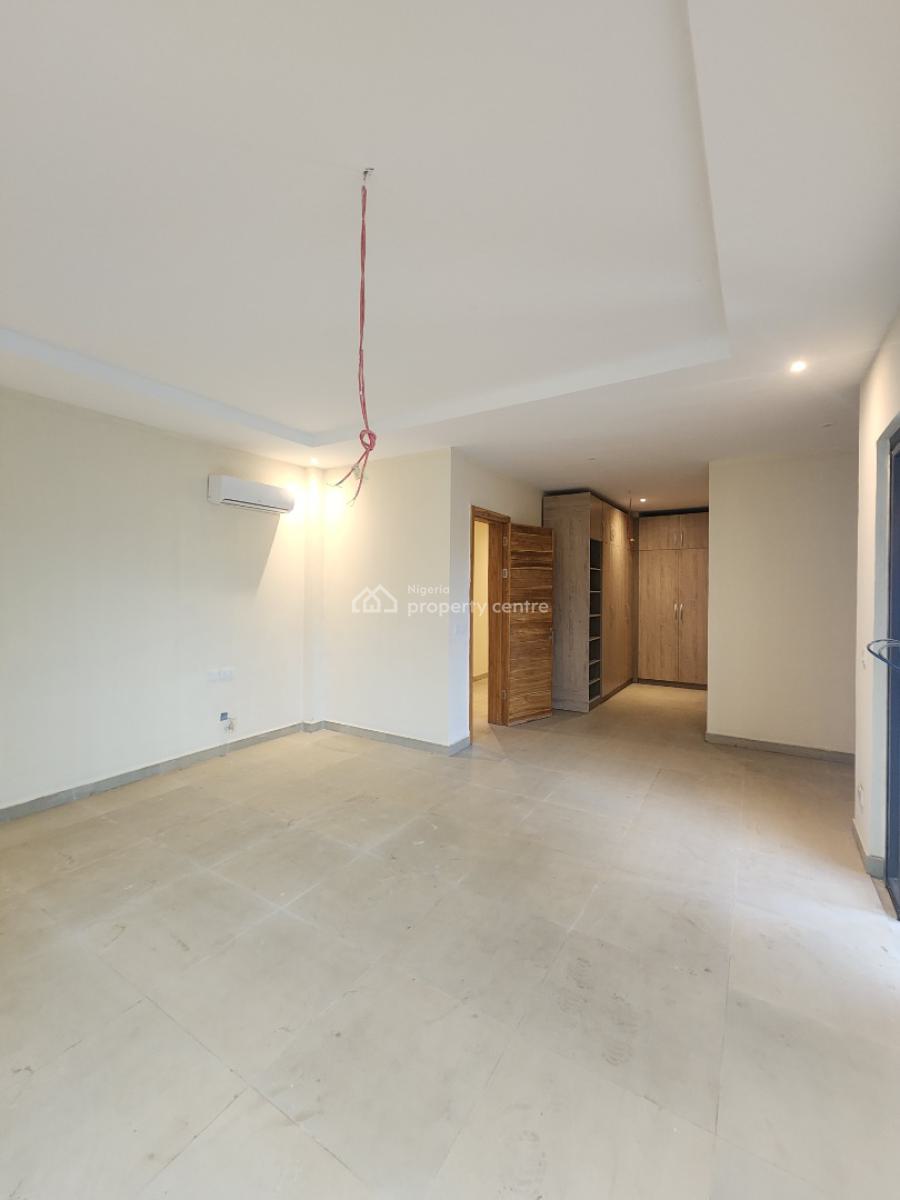 Beautiful 3 Bedroom Apartment with Bq, Elevator, Gym, Pool, Lekki Phase 1, Lekki, Lagos, Flat / Apartment for Sale