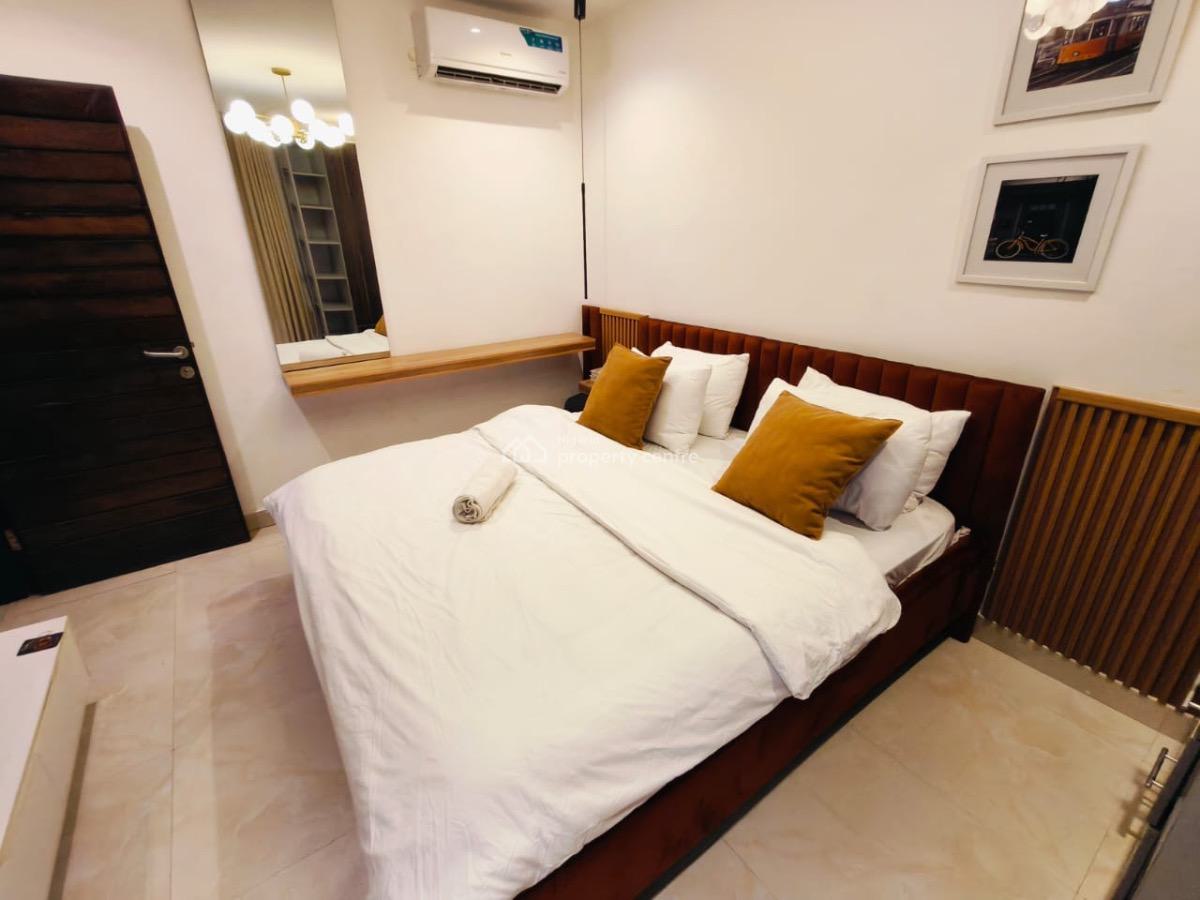 Exquisite 2 Bedroom Apartment, Lekki Phase 1, Lekki Phase 1, Lekki, Lagos, Flat / Apartment Short Let